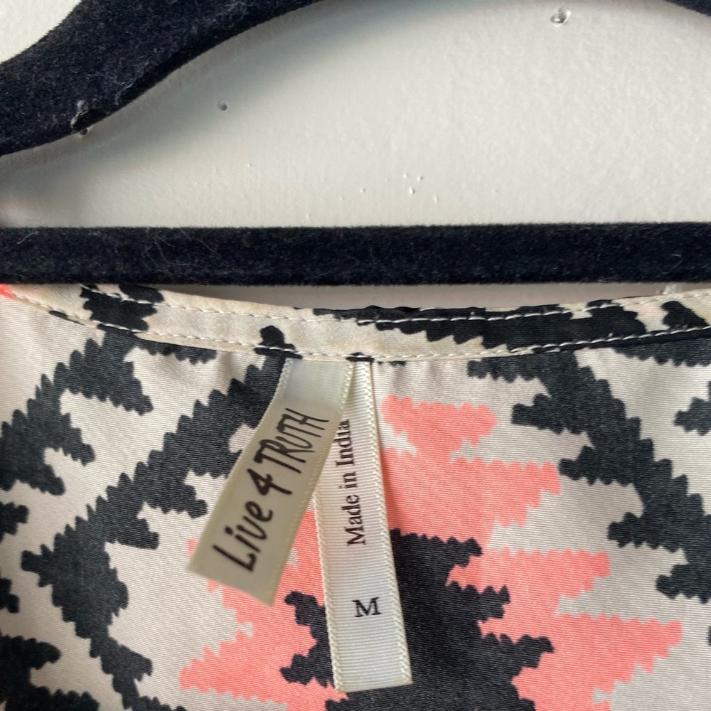 Live 4 Truth Aztec Tribal Print Kimono Cardigan | Size M | Pink Black White - Picture 6 of 6